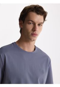Reserved - T-shirt slim z merceryzowaną bawełną - szary. Kolor: szary. Materiał: bawełna