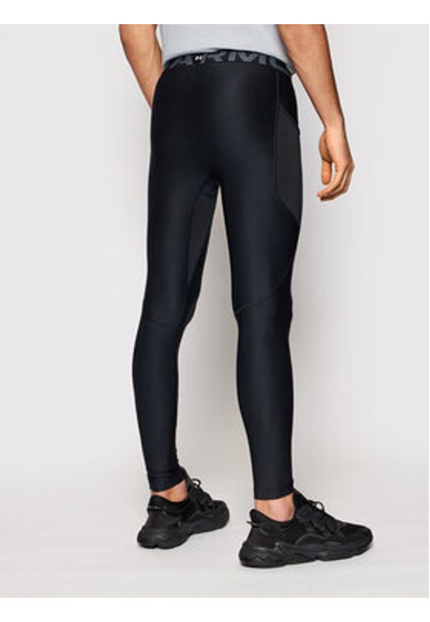 Under Armour Legginsy HeatGear® 1361586 Czarny Slim Fit. Kolor: czarny. Materiał: syntetyk