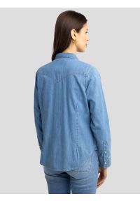 Big-Star - Koszula damska jeansowa niebieska Aranna 145. Typ kołnierza: kołnierzyk klasyczny. Kolor: niebieski. Materiał: jeans. Styl: vintage, klasyczny #6