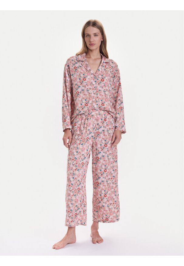 United Colors of Benetton - United Colors Of Benetton Piżama 4W313P00U Beżowy Relaxed Fit. Kolor: beżowy. Materiał: wiskoza