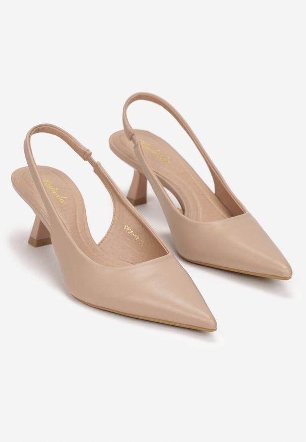 Renee - Ciemnobeżowe Sandały na Obcasie Kaczuszka ze Szpiczastym Noskiem Elda. Nosek buta: szpiczasty. Kolor: beżowy. Materiał: satyna. Obcas: na obcasie. Styl: retro. Wysokość obcasa: średni