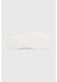Calvin Klein Jeans tenisówki FLATFORM+ CUPSOLE LOW TXT damskie kolor biały YW0YW01033. Kolor: biały. Materiał: materiał, włókno, guma. Obcas: na platformie #2