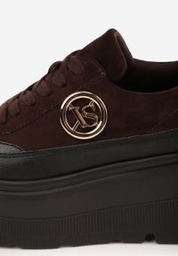 Renee - Brązowe Chunky Sneakersy Vices na Platformie z Okrągłym Detalem Sedvira. Okazja: na spacer. Nosek buta: okrągły. Kolor: brązowy. Materiał: jeans, skóra, koronka. Obcas: na platformie. Sport: turystyka piesza #8