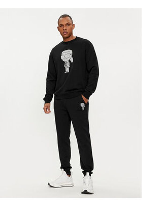 Karl Lagerfeld - KARL LAGERFELD Bluza 705430 542941 Czarny Regular Fit. Typ kołnierza: dekolt w karo. Kolor: czarny. Materiał: bawełna