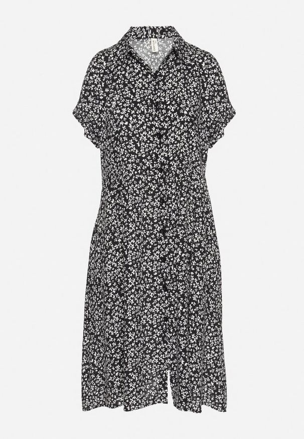 Born2be - Czarno-Biała Bawełniana Sukienka Koszulowa w Kwiaty z Rozkloszowanym Dołem Jerilsa. Okazja: na co dzień. Typ kołnierza: kołnierzyk klasyczny. Kolor: czarny. Materiał: bawełna. Długość rękawa: krótki rękaw. Wzór: kwiaty. Typ sukienki: koszulowe. Styl: elegancki, casual, klasyczny