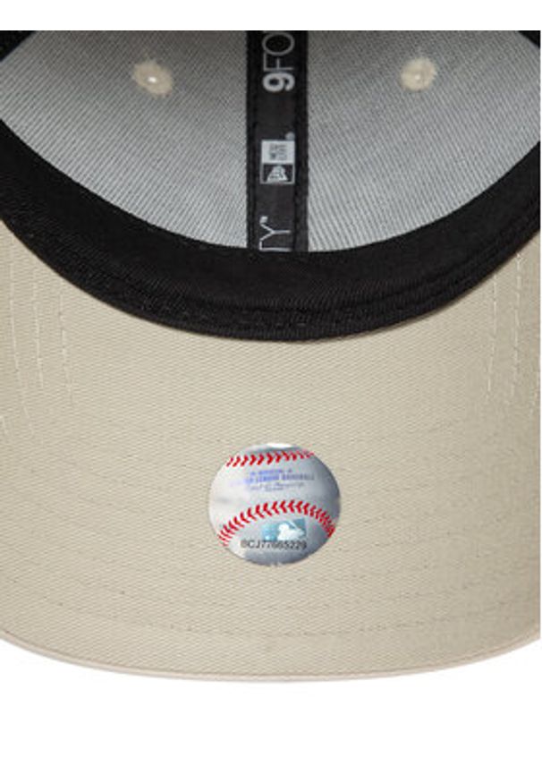 New Era Czapka z daszkiem New York Yankees Crinkled Pu 9Forty 60595393 Écru. Materiał: bawełna, materiał
