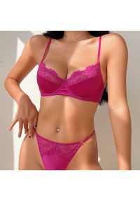 Intica - Komplet bielizny koronkowej z delikatnym wykończeniem Damita. Kolor: różowy. Materiał: koronka. Wzór: koronka #7