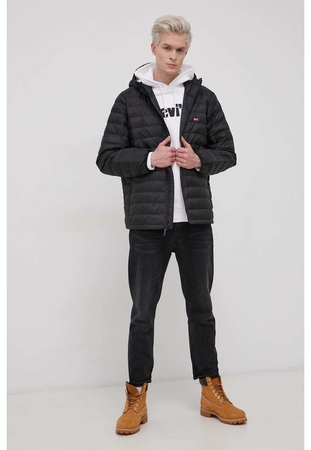 Levi's® - Levi's Bluza bawełniana męska kolor biały z kapturem z nadrukiem. Okazja: na spotkanie biznesowe. Typ kołnierza: kaptur. Kolor: biały. Materiał: bawełna. Wzór: nadruk. Styl: biznesowy