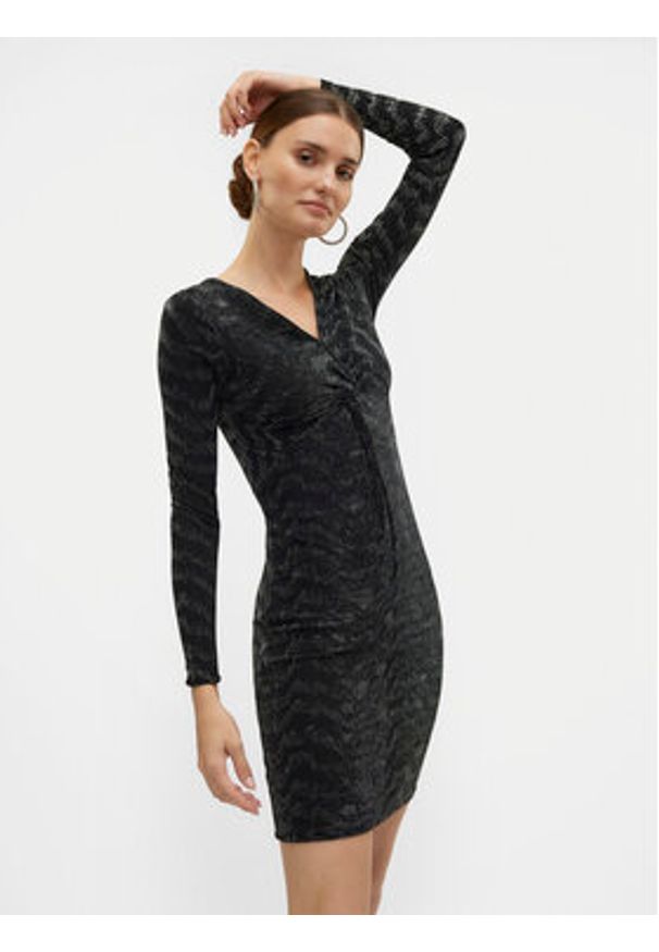 Vero Moda Sukienka koktajlowa Lucy 10316745 Czarny Slim Fit. Kolor: czarny. Materiał: syntetyk. Styl: wizytowy