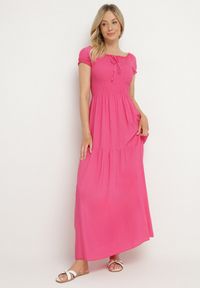 Born2be - Różowa Wiskozowa Sukienka Hiszpanka z Marszczoną Górą Jenanira. Okazja: na co dzień. Typ kołnierza: dekolt hiszpanka. Kolor: różowy. Materiał: wiskoza. Styl: casual, klasyczny #3