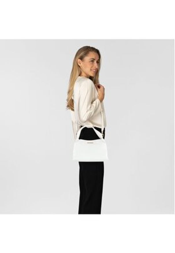 Love Moschino - LOVE MOSCHINO Torebka 320402 Biały. Kolor: biały