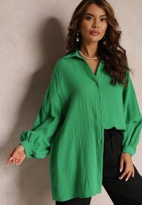 Renee - Zielona Bawełniana Koszula Oversize z Przedłużonym Tyłem Gelacia. Kolor: zielony. Materiał: bawełna. Sezon: wiosna, lato #1