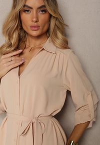 Renee - Beżowa Casualowa Sukienka Koszulowa na Guziki z Kieszeniami Jezebel. Okazja: na co dzień. Kolor: beżowy. Długość rękawa: długi rękaw. Typ sukienki: koszulowe. Styl: casual