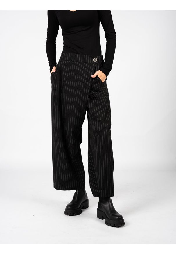 La Haine Inside Us Spodnie "LW516" | A23324R LW516 | Kobieta | Czarny. Okazja: na co dzień. Kolor: czarny. Materiał: poliester, wiskoza, elastan. Styl: casual