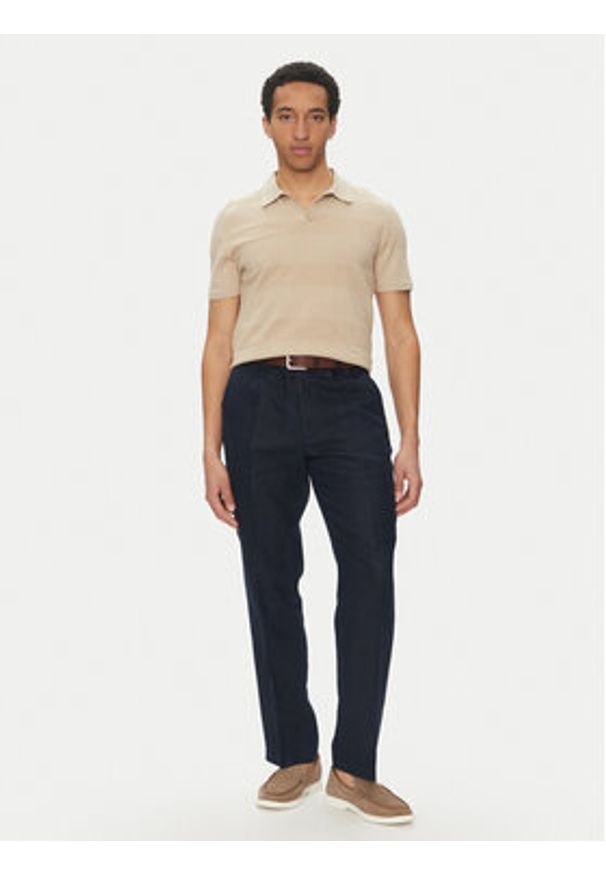 MICHAEL Michael Kors Chinosy CS5304BBEY Granatowy Straight Fit. Kolor: niebieski. Materiał: len