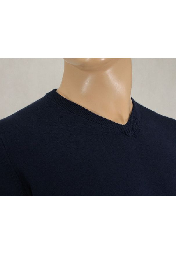 Adriano Guinari - Sweter Granatowy, Bawełniany, Męski (serek) - Klasyczny, V-neck. Okazja: na spotkanie biznesowe, do pracy. Kolor: niebieski. Materiał: bawełna. Styl: klasyczny