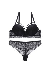 Intica - Komplet bieliźniany z usztywnianym biustonoszem i koronką Jolynn. Kolor: czarny. Materiał: koronka. Wzór: koronka