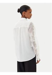French Connection Koszula 72YAV Biały Regular Fit. Kolor: biały. Materiał: syntetyk #5