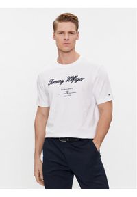 TOMMY HILFIGER - Tommy Hilfiger T-Shirt Script Logo Tee MW0MW33691 Biały Regular Fit. Kolor: biały. Materiał: bawełna