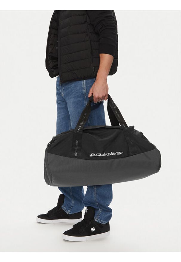 Quiksilver Torba sportowa QUIC-P-010-07 Czarny. Kolor: czarny. Materiał: materiał