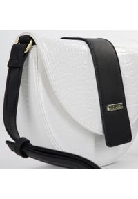 Wittchen - Damska listonoszka z ekoskóry croco biała. Kolor: biały. Wzór: aplikacja, haft, gładki. Dodatki: z haftem. Materiał: skórzane. Rozmiar: małe. Styl: klasyczny, elegancki #3