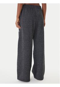 Adidas - adidas Spodnie dresowe ALL SZN Holiday Glitter Fleece JX4360 Szary Loose Fit. Kolor: szary. Materiał: bawełna #2