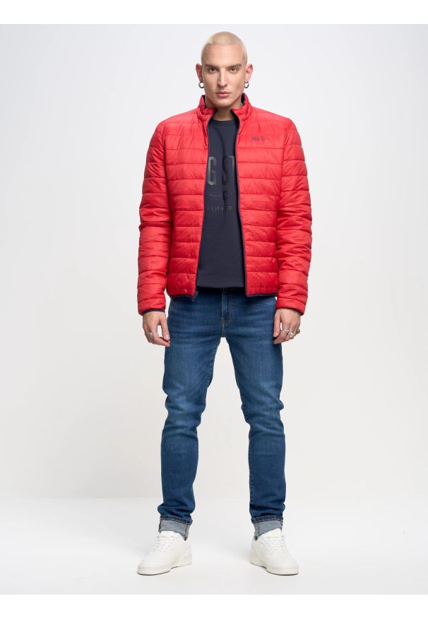 Big-Star - Bluza męska z nadrukiem granatowa Ecodort 403. Okazja: na co dzień. Kolor: niebieski. Materiał: denim, dzianina, jeans, bawełna. Długość rękawa: długi rękaw. Długość: długie. Wzór: nadruk. Styl: klasyczny, elegancki, casual