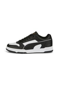 Buty do chodzenia męskie Puma 07 Rbd Game Low. Zapięcie: sznurówki. Kolor: biały, czarny, wielokolorowy. Materiał: guma, syntetyk, tkanina, materiał. Szerokość cholewki: normalna. Sport: turystyka piesza