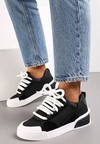 Renee - Czarne Sneakersy w Stylu Trampek z Szerokimi Sznurówkami na Grubej Podeszwie Sakarias. Kolor: czarny. Materiał: jeans #1