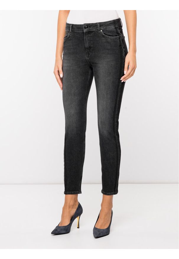 Escada Sport Jeansy 5031197 Czarny Slim Fit. Kolor: czarny. Materiał: jeans. Styl: sportowy