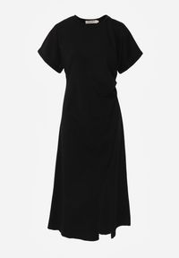 Renee - Czarna Rozkloszowana Sukienka Zdobiona Drapowaniem w Talii i Rozcięciem Uziola. Okazja: na co dzień. Kolor: czarny. Wzór: aplikacja. Typ sukienki: proste. Styl: casual #8