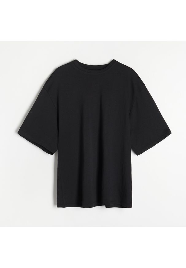 Reserved - Bawełniany t-shirt oversize - Czarny. Kolor: czarny. Materiał: bawełna