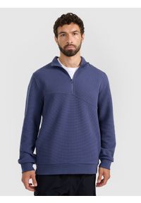 4f - 4F Bluza dresowa z dzianiny waflowej męska - granatowa L. Okazja: na co dzień. Typ kołnierza: kołnierzyk stójkowy. Kolor: niebieski. Materiał: dzianina, dresówka. Styl: casual, sportowy #1