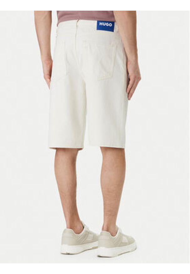 Hugo - HUGO Szorty jeansowe Skate 50555983 Écru Straight Fit. Kolor: kremowy. Materiał: bawełna