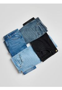 Reserved - Jeansy skinny z efektem sprania - indigo jeans