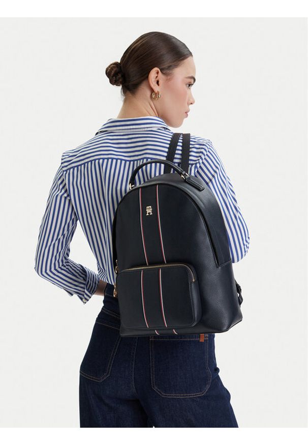 TOMMY HILFIGER - Tommy Hilfiger Plecak Th Daily Backpack Corp AW0AW18851 Granatowy. Kolor: niebieski. Materiał: skóra