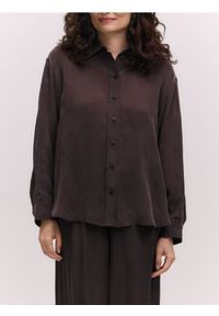 Reserved - Koszula z cupro - ciemnobrązowy. Kolor: brązowy. Materiał: tkanina. Wzór: gładki #1