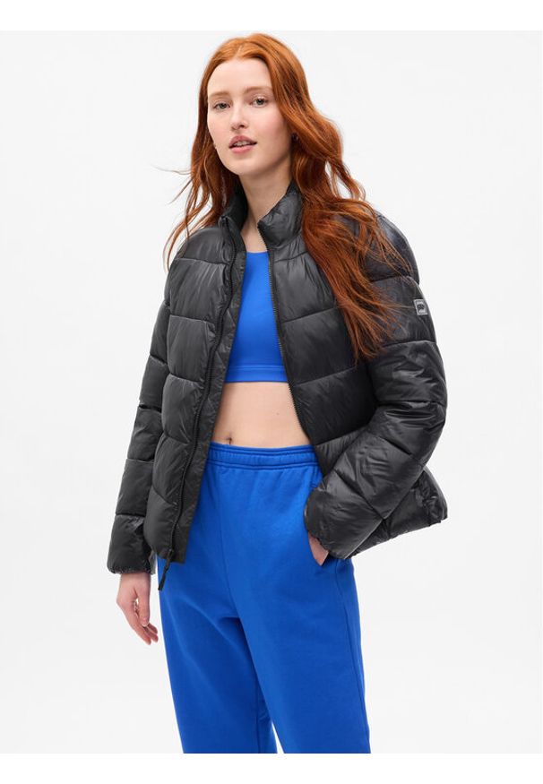 GAP - Gap Kurtka przejściowa 724309-02 Czarny Regular Fit. Kolor: czarny. Materiał: syntetyk