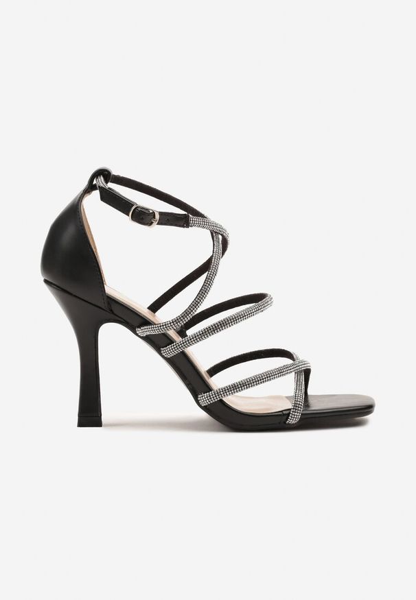 Renee - Czarne Sandały Szpilki w Eleganckim Stylu Zdobione Cyrkoniami Fanireas. Okazja: na co dzień. Kolor: czarny. Materiał: jedwab, jeans. Wzór: aplikacja. Obcas: na szpilce. Styl: elegancki. Wysokość obcasa: średni