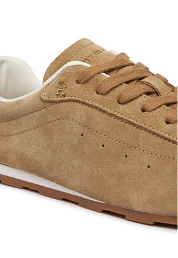 TOMMY HILFIGER - Tommy Hilfiger Sneakersy Th Bella Low Runner Suede FW0FW09189 Beżowy. Kolor: beżowy. Materiał: zamsz, skóra