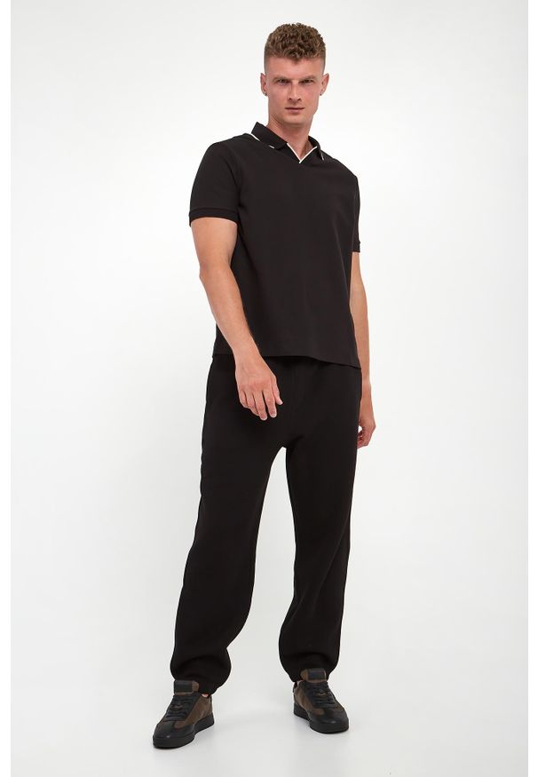 Armani Exchange - Polo męskie ARMANI EXCHANGE. Typ kołnierza: polo