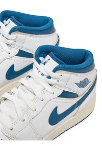 Nike Sneakersy Air Jordan 1 Mid Se FN7432 141 Biały. Kolor: biały. Materiał: skóra. Model: Nike Air Jordan