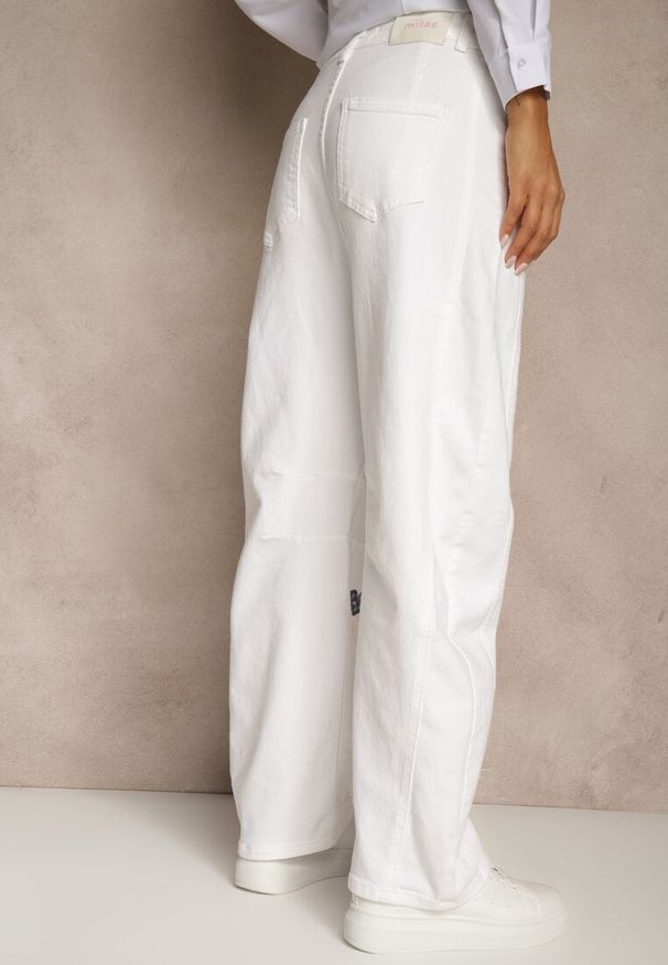 Renee - Białe Jeansy Balloon High Waist z Kwiatowym Haftem Irolyn. Stan: podwyższony. Kolor: biały. Wzór: kwiaty, haft. Styl: klasyczny, elegancki