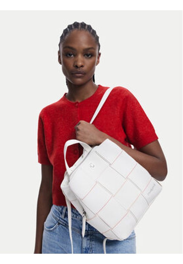 Desigual Plecak Yoko Blacno 25SAKP34 Biały. Kolor: biały. Materiał: skóra