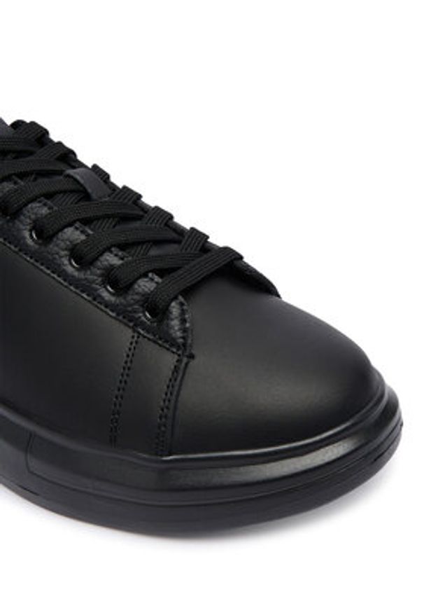 Liu Jo Sneakersy Big 05 7G5015 PX331 Czarny. Kolor: czarny. Materiał: skóra