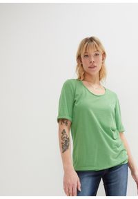 bonprix - Shirt z koronką. Kolor: zielony. Materiał: koronka. Wzór: koronka #1