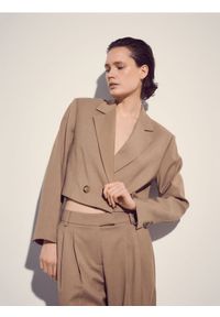 Reserved - Marynarka z wiskozą - brązowy. Kolor: brązowy. Materiał: wiskoza. Długość: krótkie #1