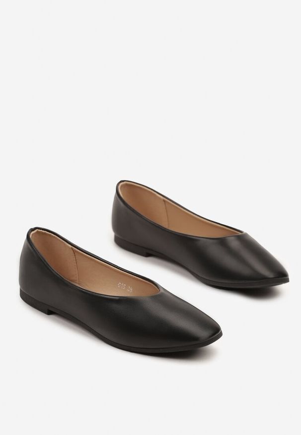 Born2be - Czarne Balerinki w Minimalistycznym Stylu Davivari. Okazja: na co dzień. Kolor: czarny. Styl: klasyczny, casual