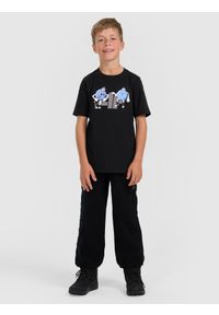 4f - 4F T-shirt regular z nadrukiem świątecznym chłopięcy - czarny 140 (9-10 lat). Kolor: czarny. Materiał: dresówka, materiał, jeans, bawełna. Wzór: nadruk. Sezon: lato. Styl: wizytowy #2