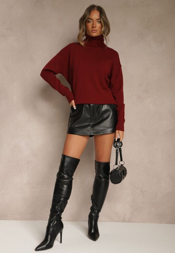 Renee - Bordowy Golf z Dodatkiem Kaszmiru z Przeszyciami po Bokach Avenella. Okazja: na spotkanie biznesowe. Typ kołnierza: golf. Kolor: czerwony. Materiał: kaszmir. Styl: biznesowy, klasyczny, elegancki